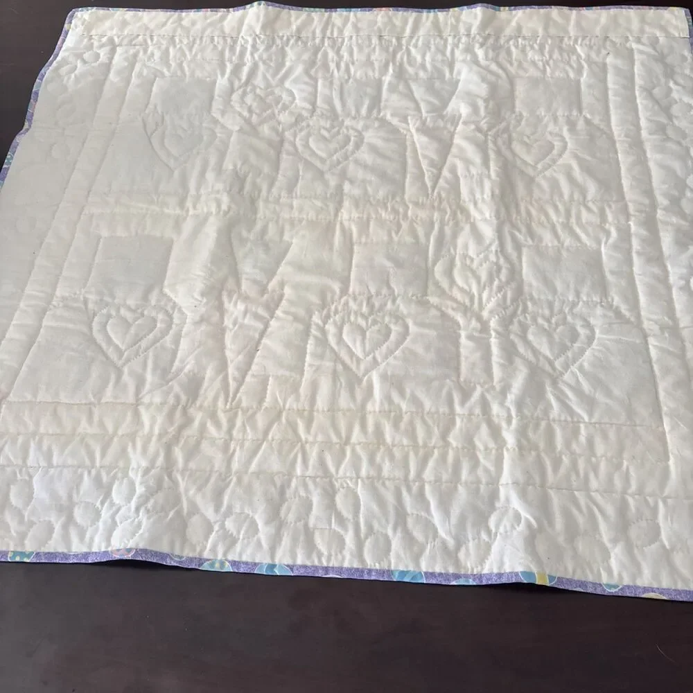 Colorful Bunny Quilt Wall Hanging or throw. 32 x 36 Vintage Made In The 1990’s